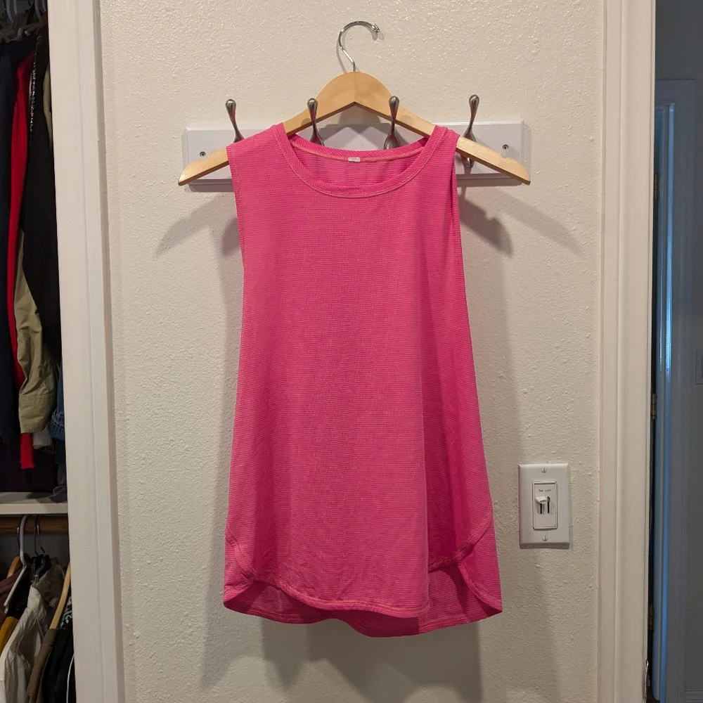 Lululemon Tanktop - Picture 2 of 4